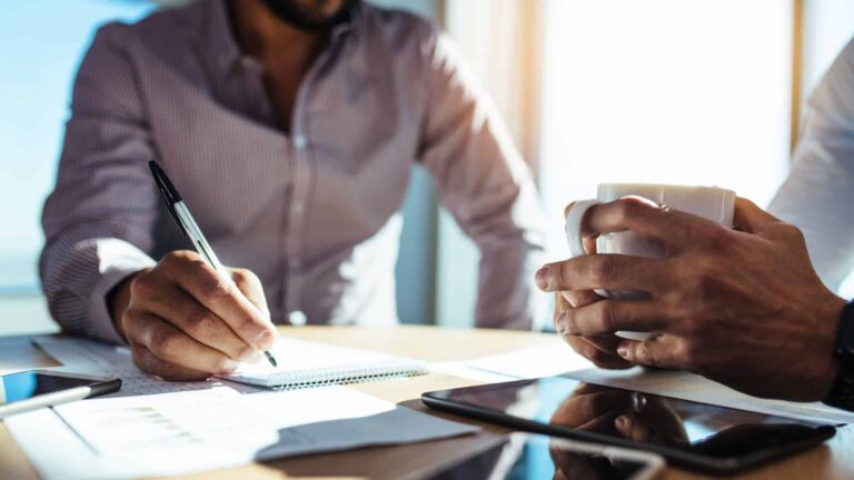 how to conduct a content audit to fix your marketing gaps featured image