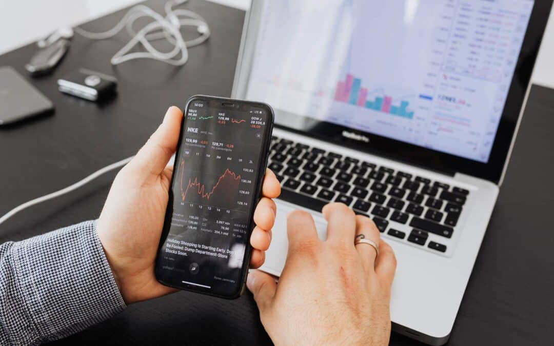 RevOps Metrics: The 11 KPIs You Need to Track Growth