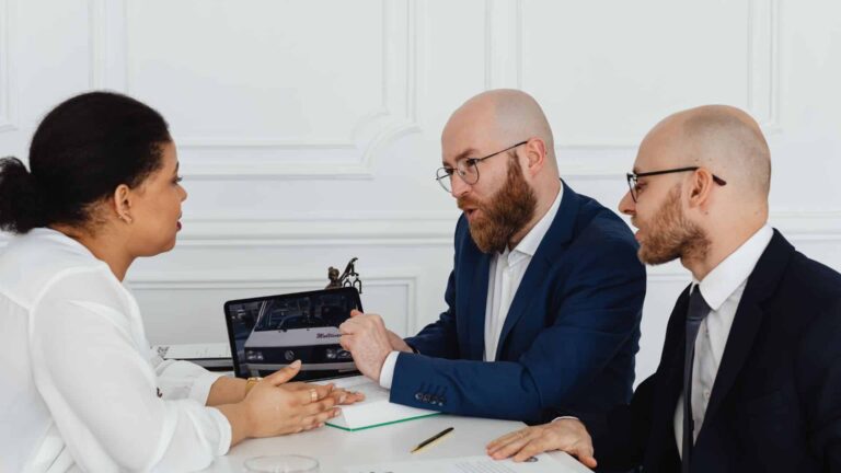 sales performance benchmarking featured image