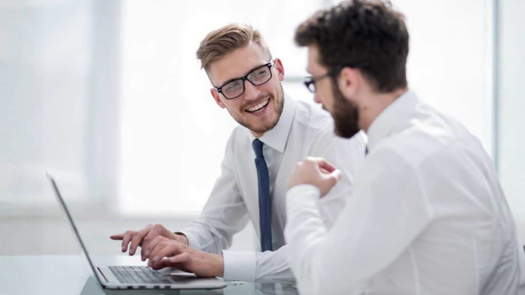 SDR vs AE compensation fairness featured image