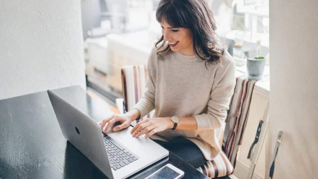 how to conduct an answer engine audit featured image