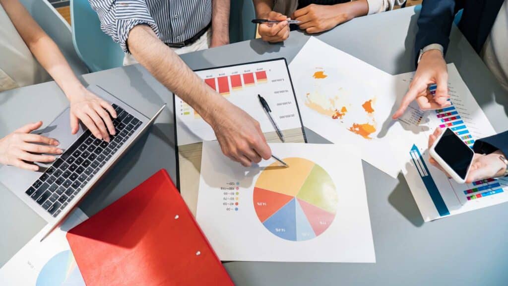 paid media vs organic media featured image