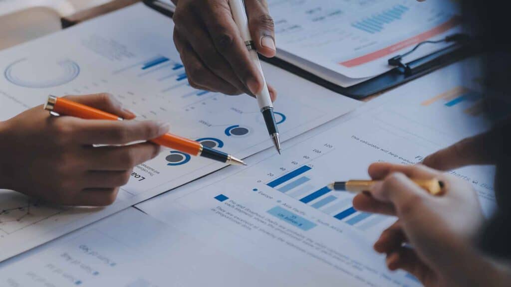 how to scope and measure a 30-day ai pilot to automate a manual revops workflow featured image