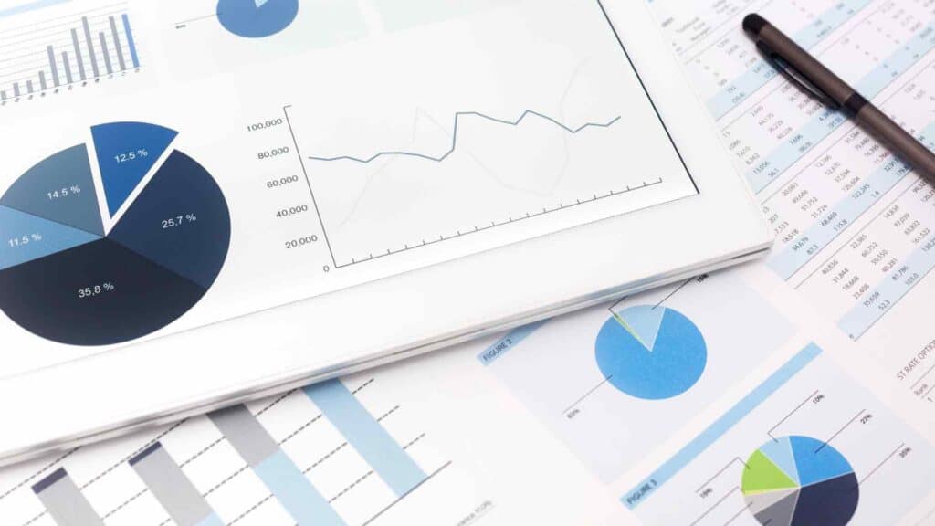 bookings vs revenue featured image