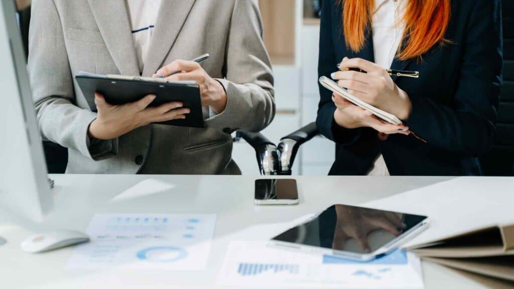 how to pilot a generative ai tool for a repetitive marketing task featured image