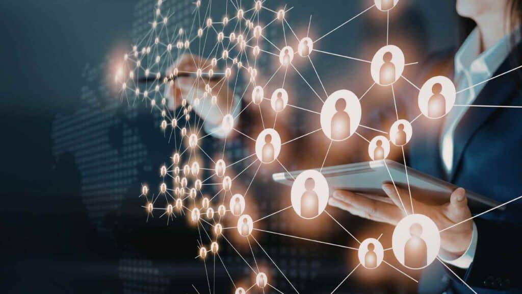 how to use intent data to identify an in market account for personalized outreach featured image